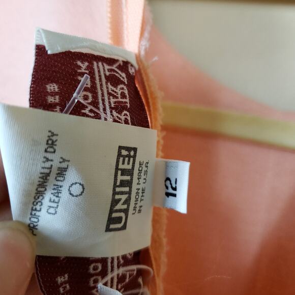 Vintage Castleberry Pink Wool/Knit Classic 1990's Dress in Pink Size 12 - Picture 11 of 12